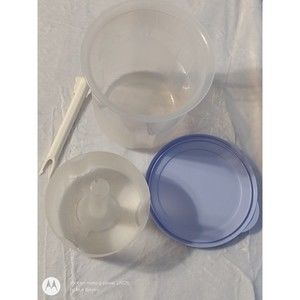 Tupperware Blueberry Mist Round Pick A Deli Pickle Olive Keeper Complete 4PC Set